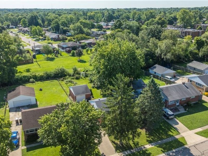 3608 Valleywood Drive, Dayton, OH 45429 Photo 5