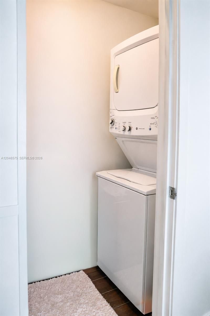 460 NE 28th St, Unit 802, Miami, FL 33137 Photo
