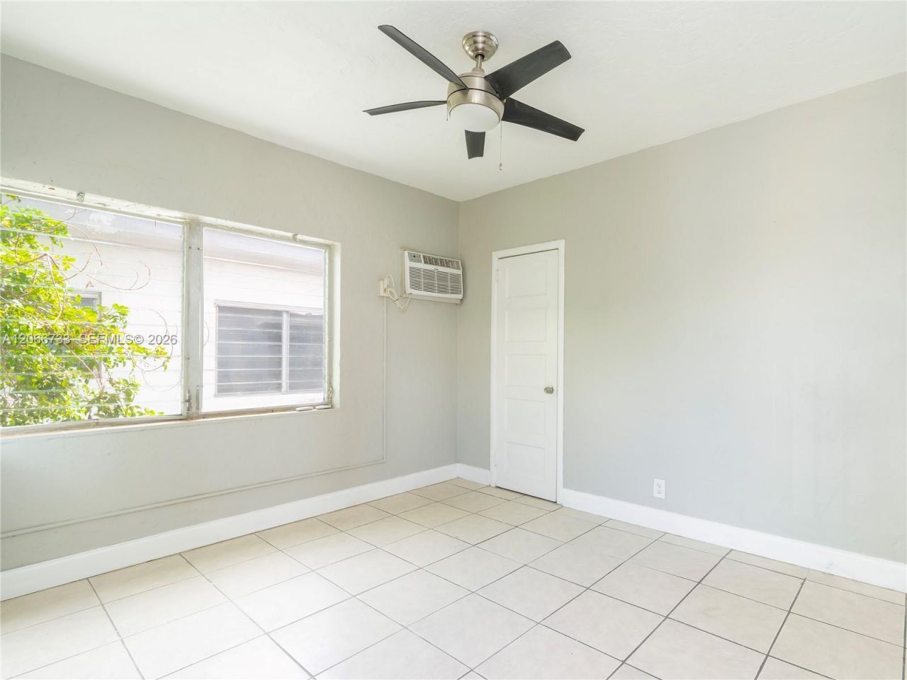 7635 Dickens Ave , Unit 8, Miami Beach, FL 33141 Photo