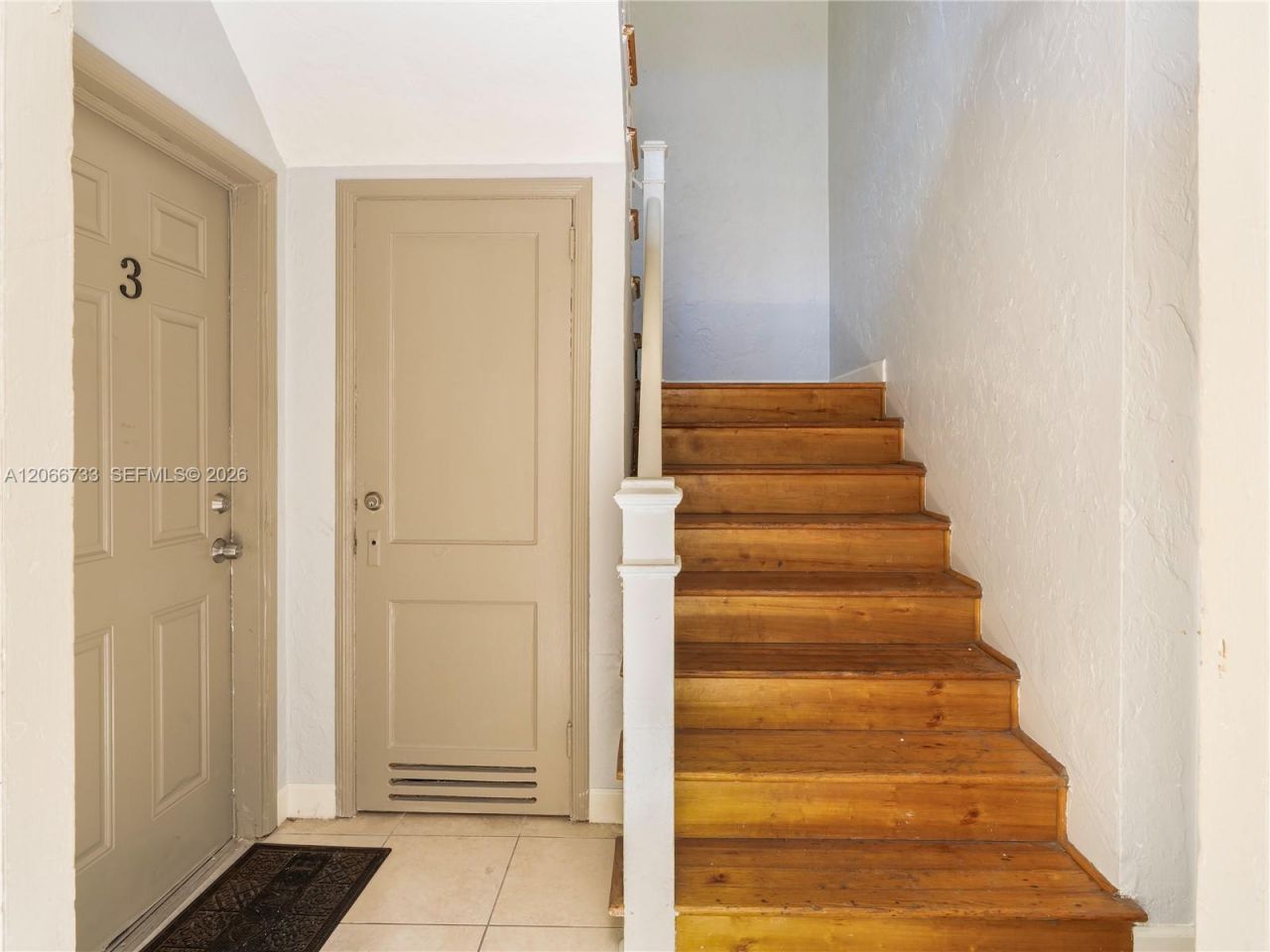 7635 Dickens Ave , Unit 8, Miami Beach, FL 33141 Photo