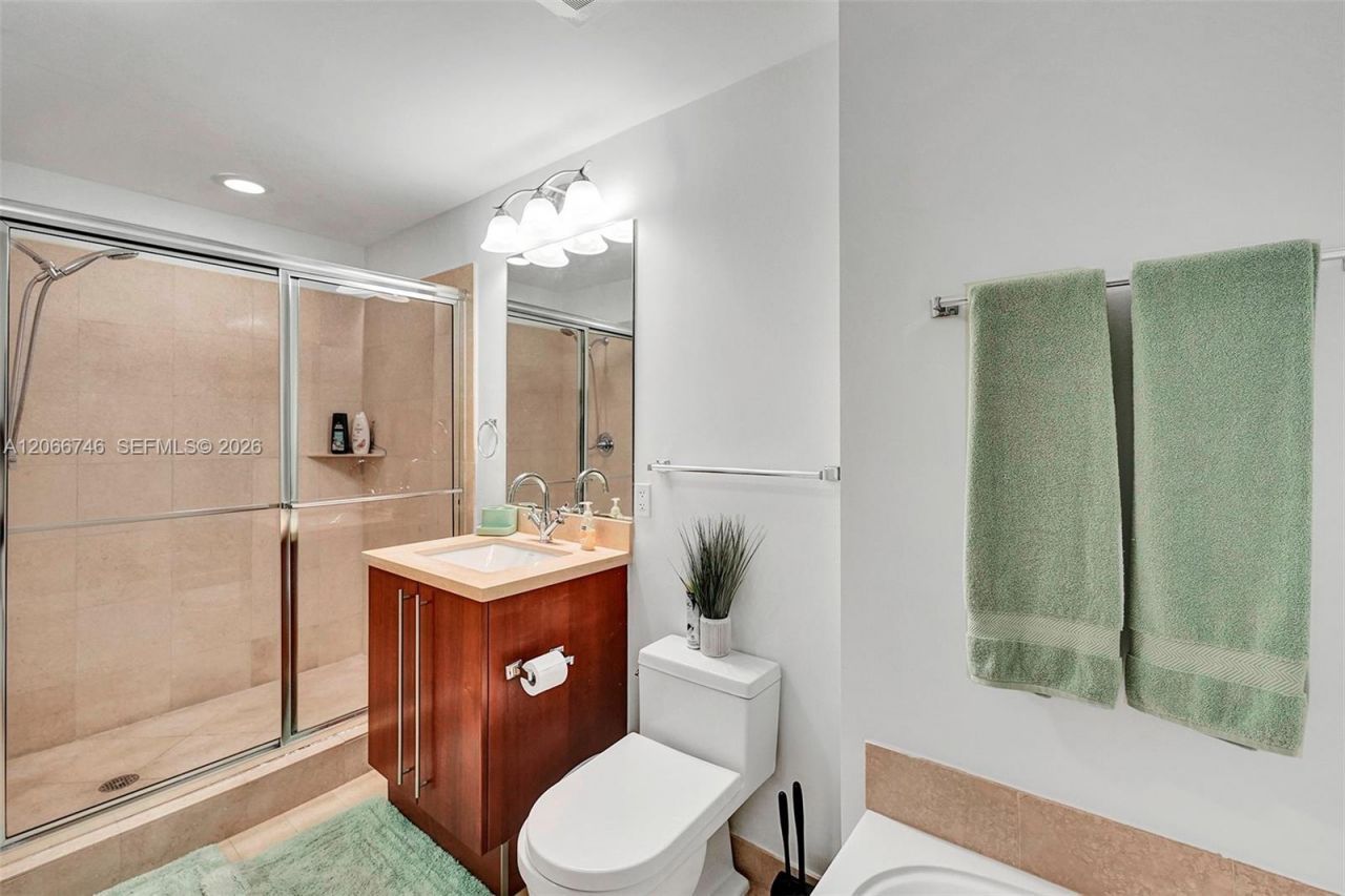 79 SW 12th St , Unit 3608-S, Miami, FL 33130 Photo