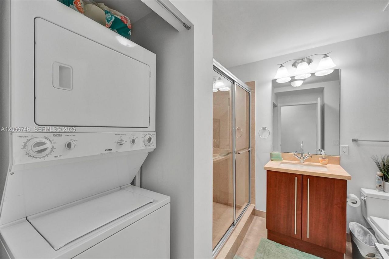 79 SW 12th St , Unit 3608-S, Miami, FL 33130 Photo