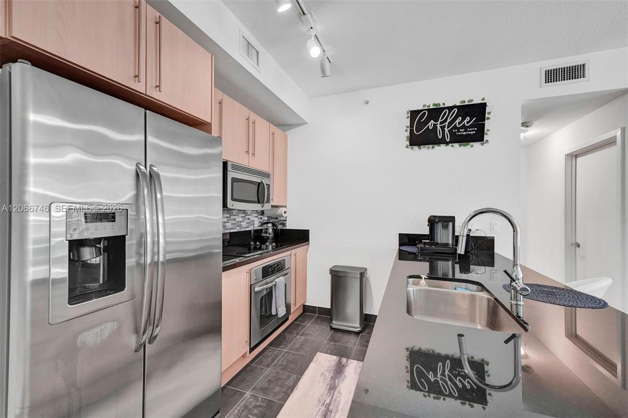 79 SW 12th St , Unit 3608-S, Miami, FL 33130 Photo