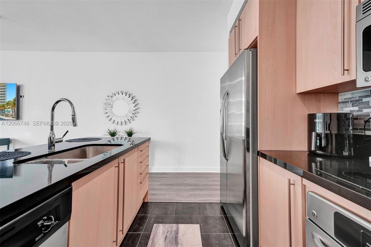 79 SW 12th St , Unit 3608-S, Miami, FL 33130 Photo