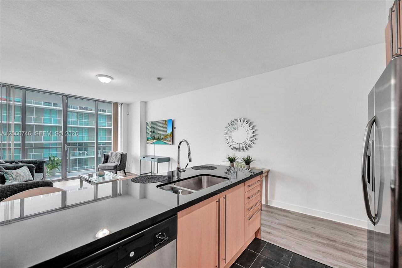 79 SW 12th St , Unit 3608-S, Miami, FL 33130 Photo