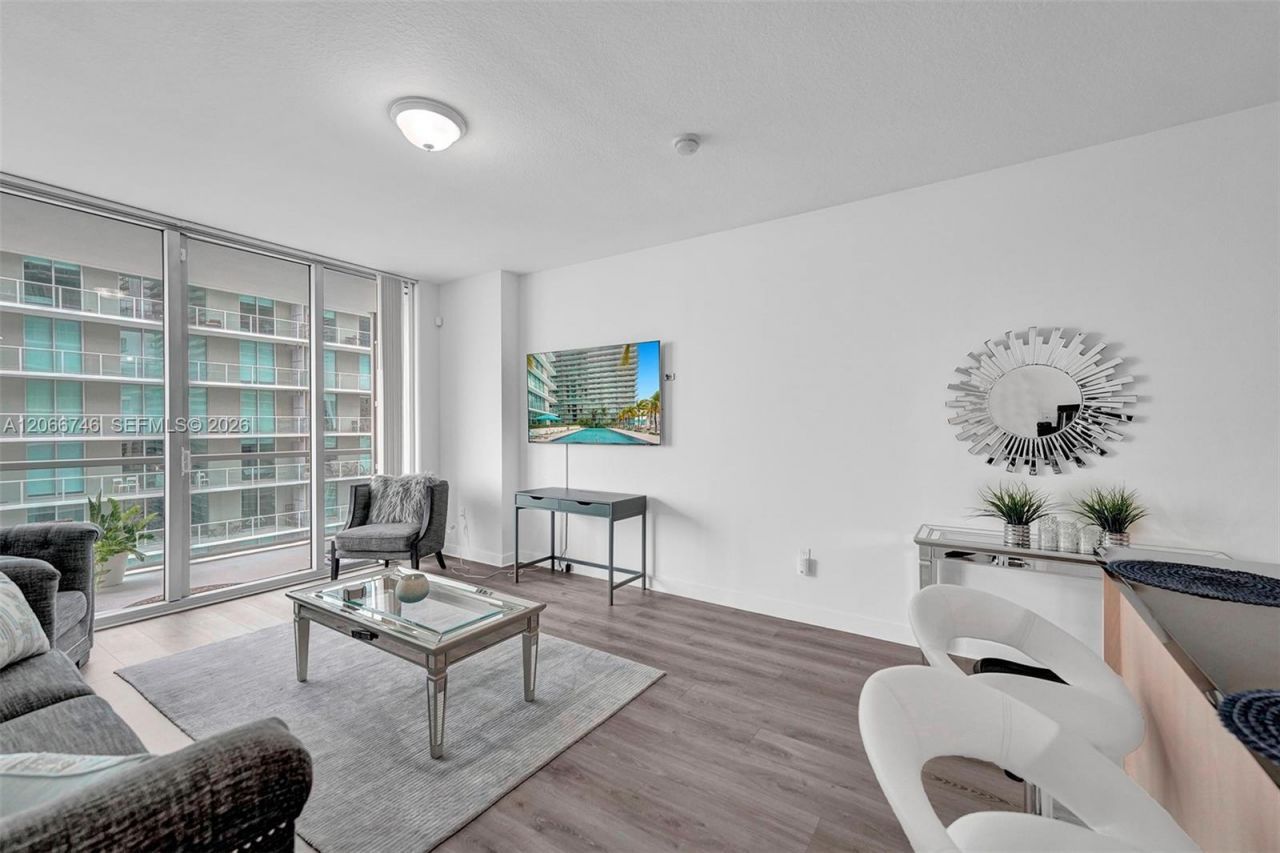 79 SW 12th St , Unit 3608-S, Miami, FL 33130 Photo