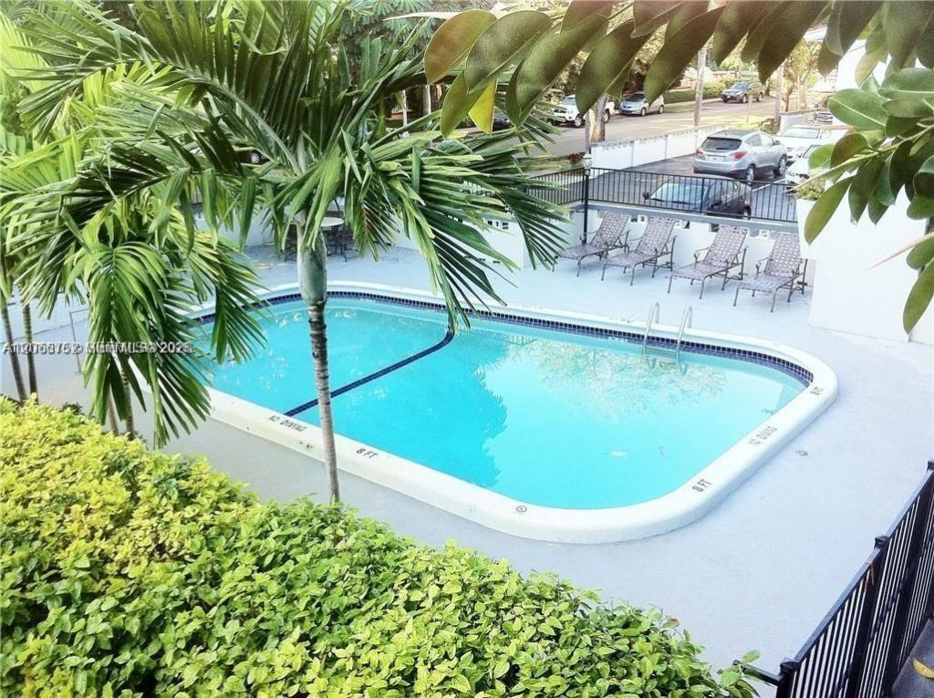 1 Edgewater Dr , Unit 103, Coral Gables, FL 33133 Photo