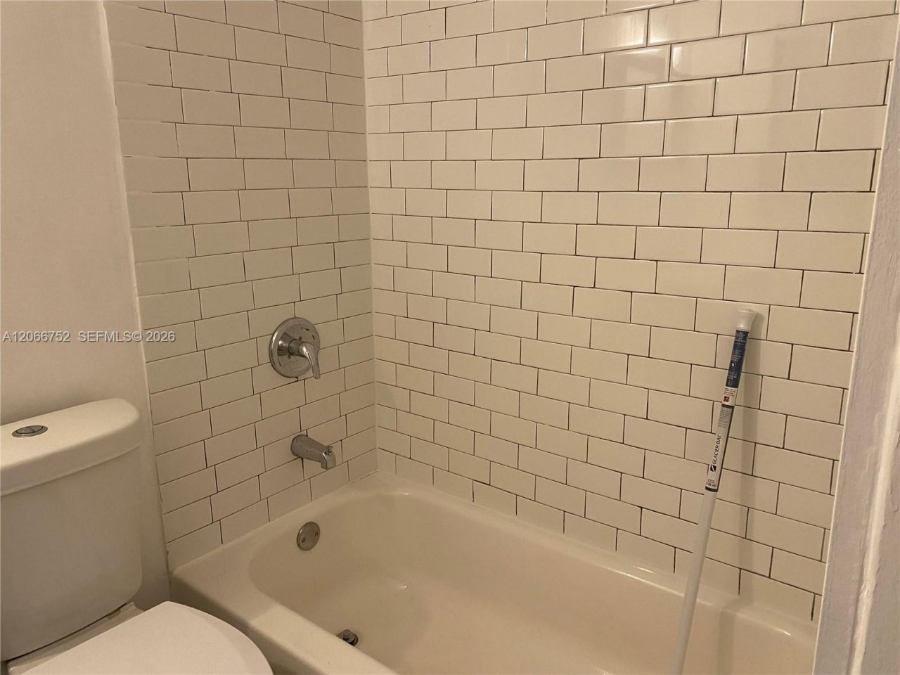 1 Edgewater Dr , Unit 103, Coral Gables, FL 33133 Photo