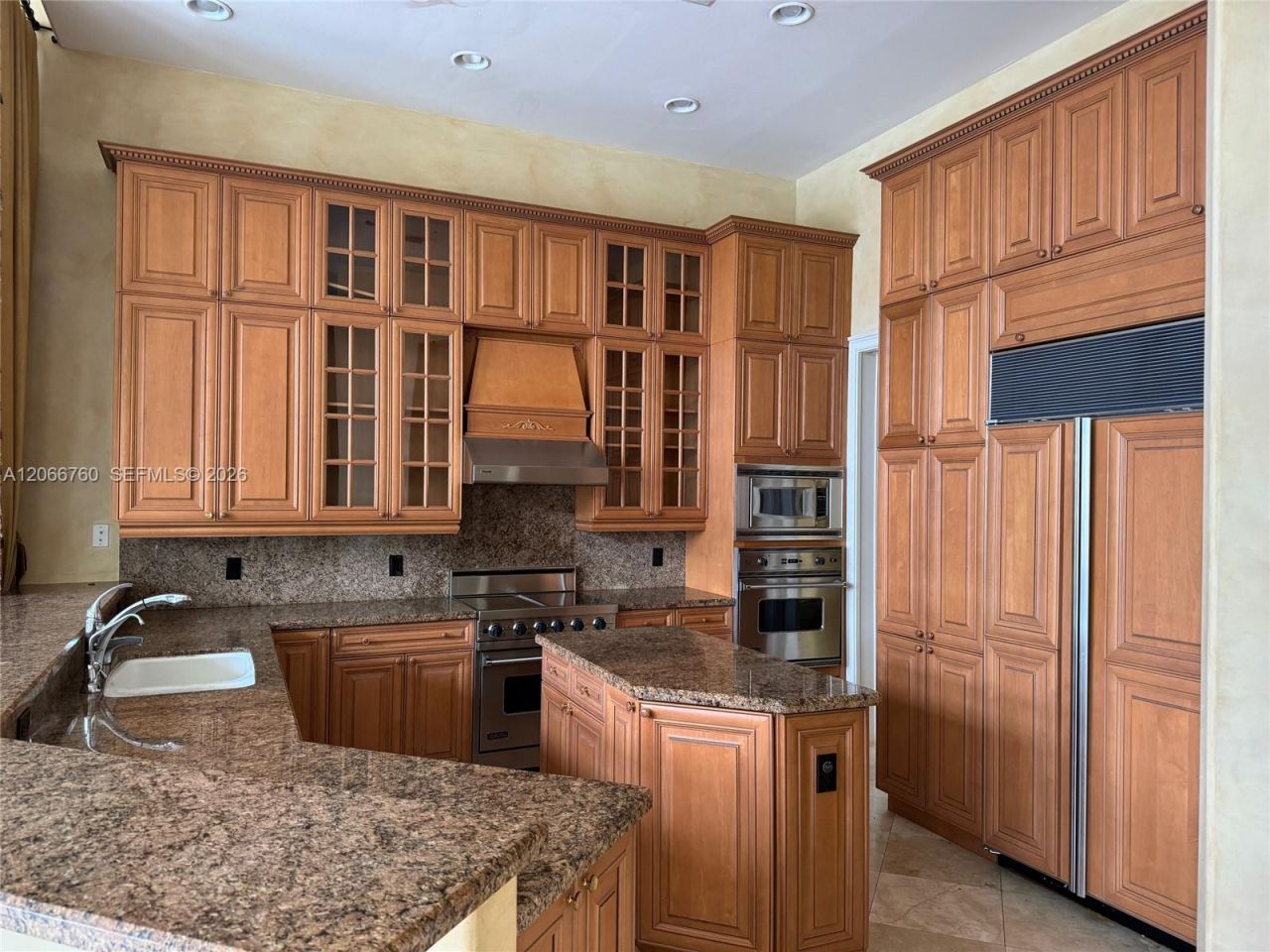 891 Captiva Dr , Hollywood, FL 33019 Photo