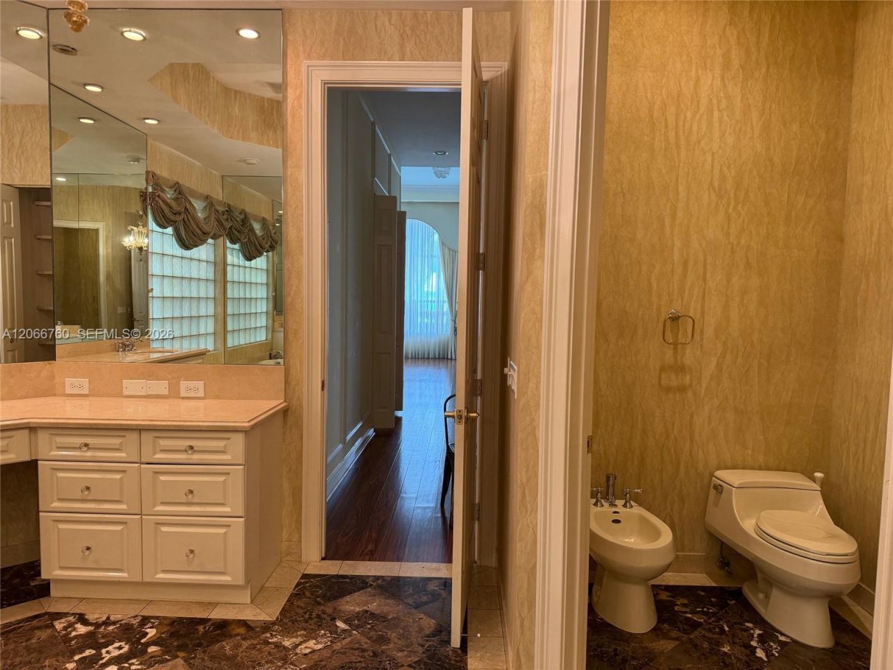 891 Captiva Dr , Hollywood, FL 33019 Photo