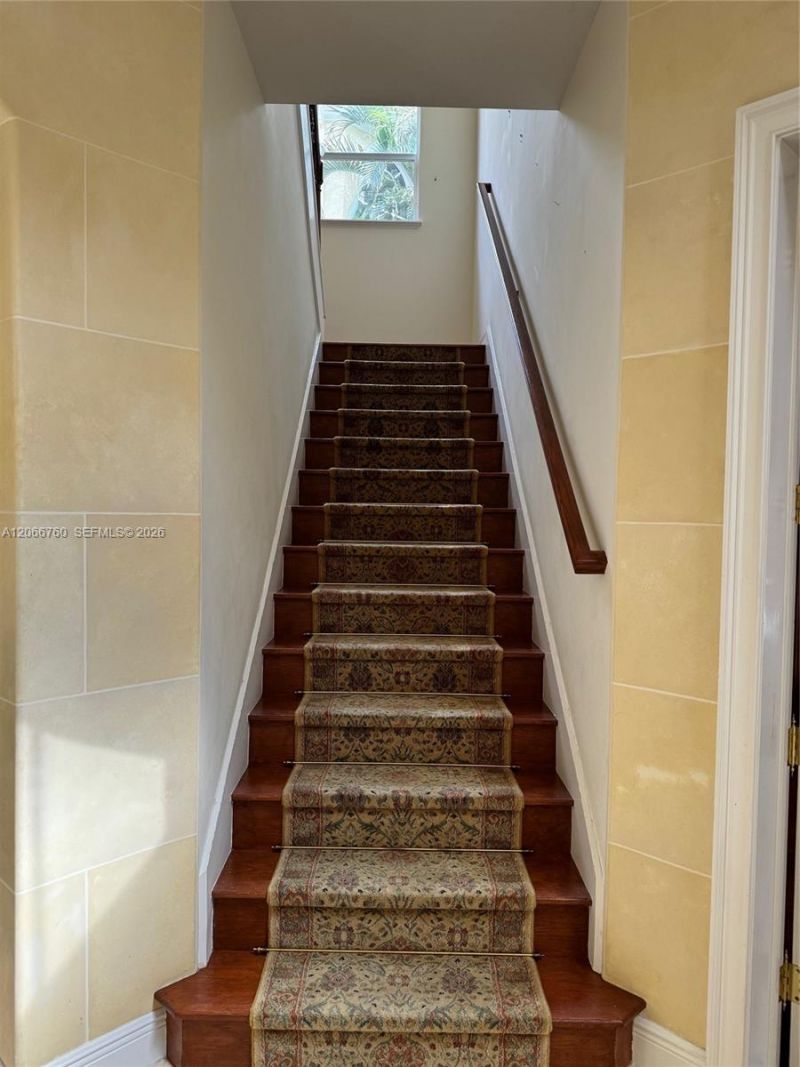 891 Captiva Dr , Hollywood, FL 33019 Photo