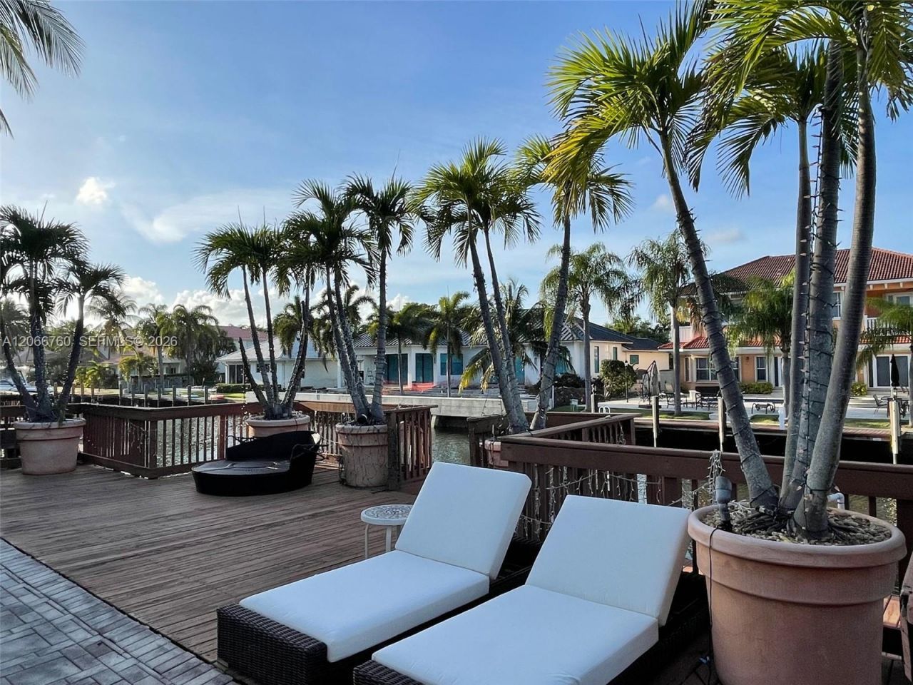891 Captiva Dr , Hollywood, FL 33019 Photo