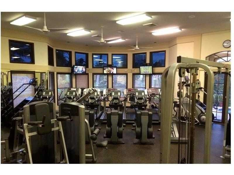891 Captiva Dr , Hollywood, FL 33019 Photo