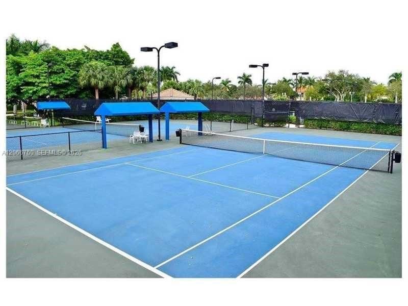 891 Captiva Dr , Hollywood, FL 33019 Photo