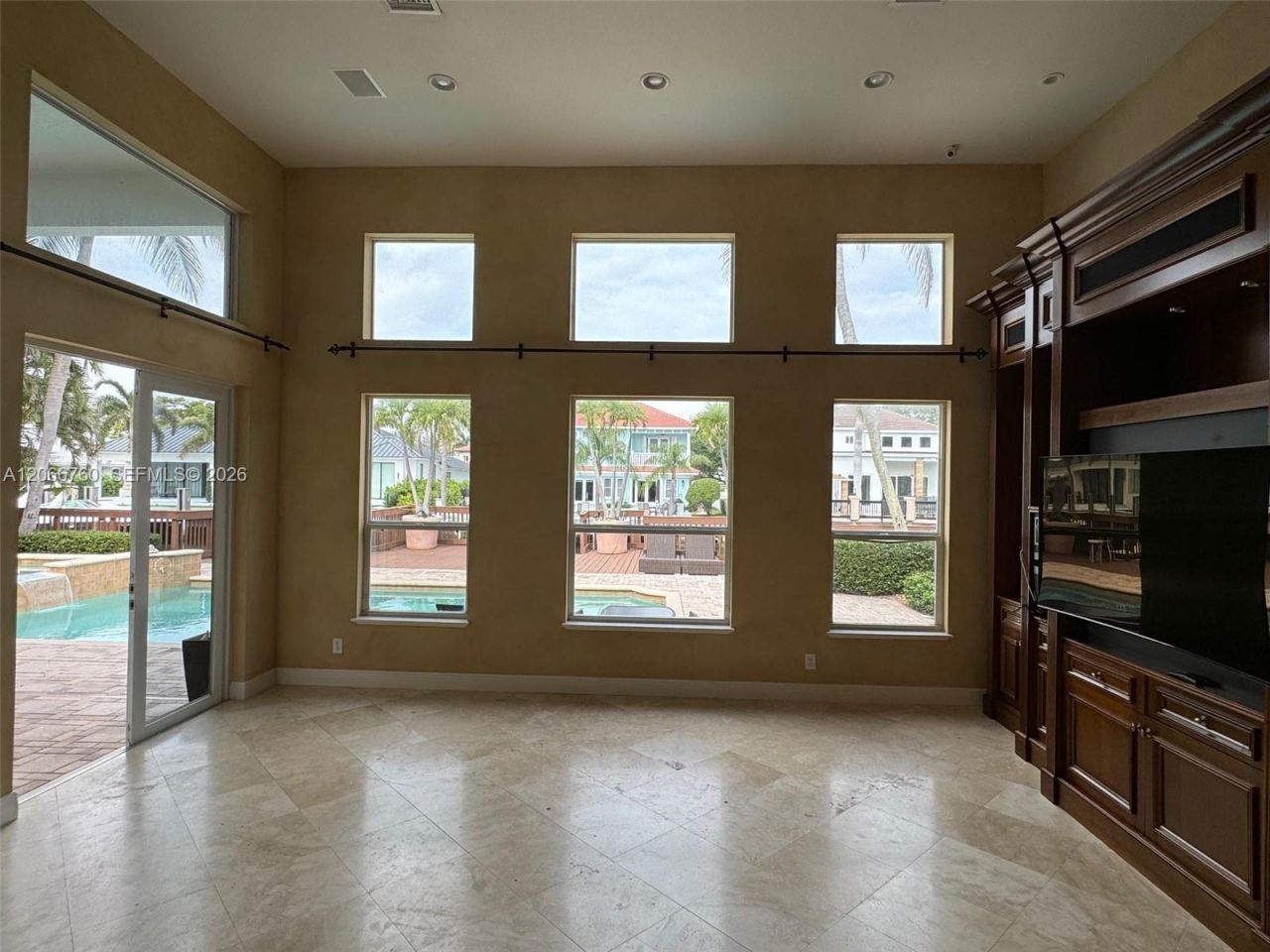 891 Captiva Dr , Hollywood, FL 33019 Photo