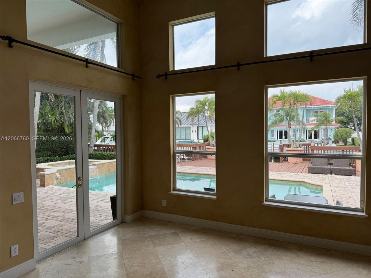 891 Captiva Dr , Hollywood, FL 33019 Photo