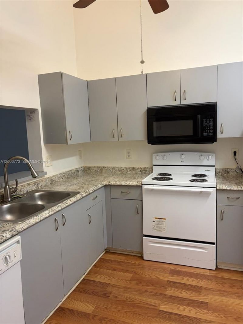 5016 Rose Hill Dr , Unit 2303, Boynton Beach, FL 33437 Photo