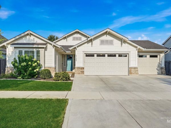5745 S Stockport Ave, Meridian, ID 83642