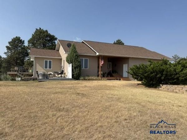 8151 LABRADOR TR, Rapid City, SD 57702