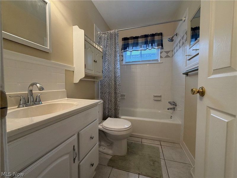 2849 25th Street NE, Canton, OH 44705 Photo 9