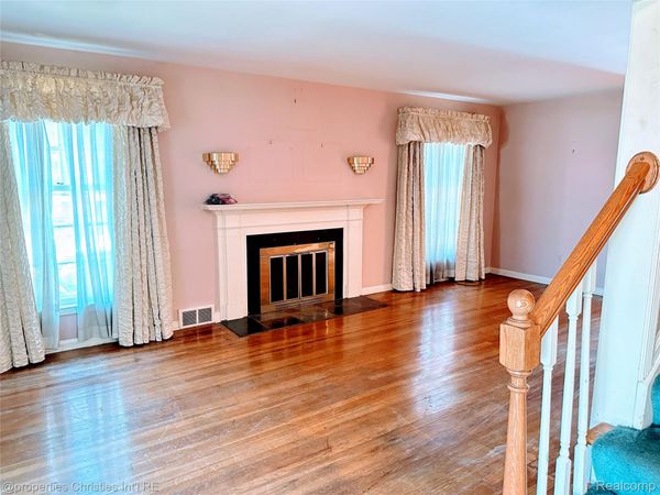 16524 Rosemont Avenue , Detroit, Mi 48219