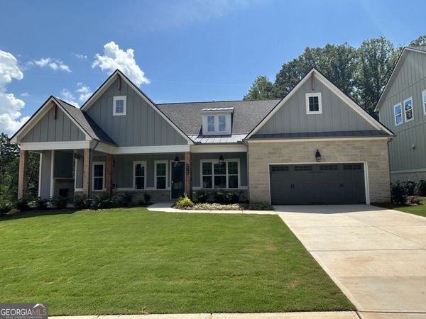 1622 Ahaluna Drive, Gainesville, GA 30501