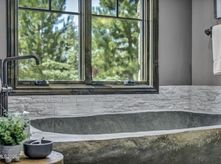 18250 Lake Vista Road, Washoe Valley, NV 89704 Photo