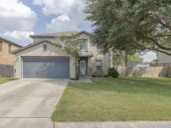 372 COPPER HILL DR, New Braunfels, TX 78130