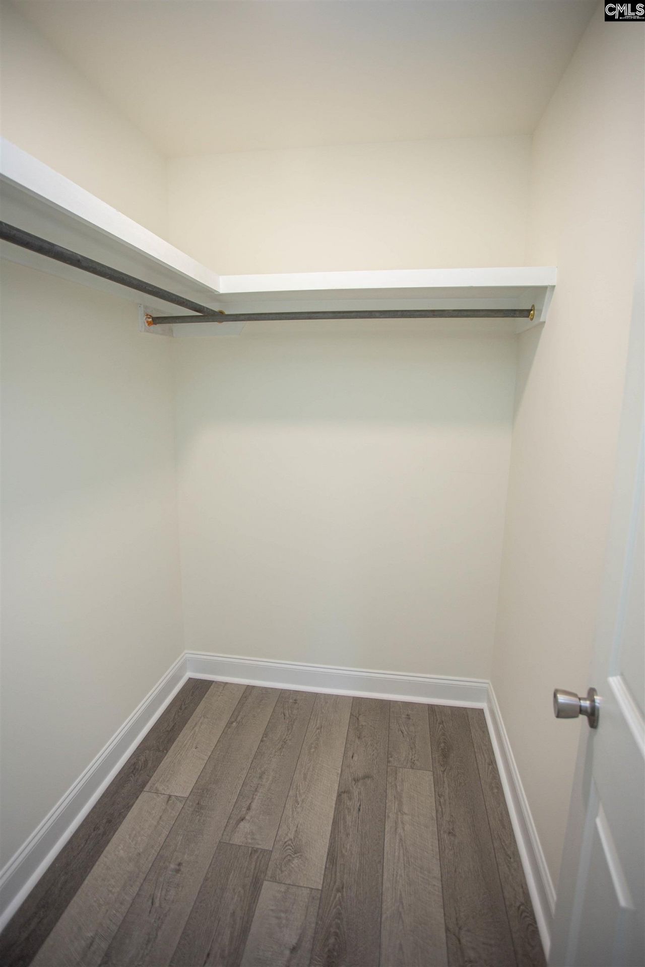 1535 E Lee Street  Photo 8