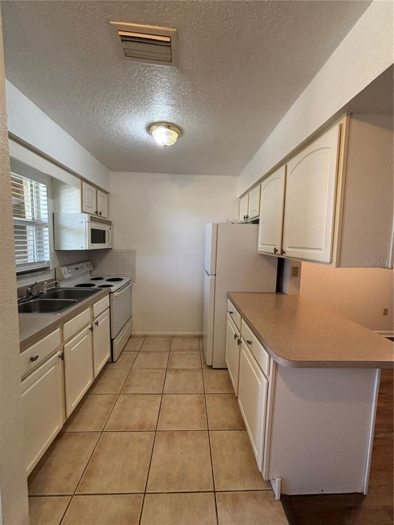 2845 Magdalina Avenue , Unit 4, Punta Gorda, FL 33950 Photo