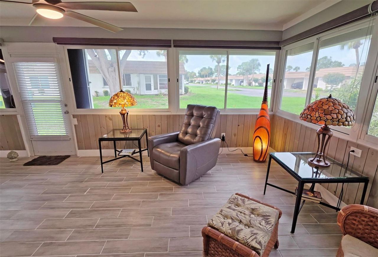 5468 Riverbluff Circle, Unit V-40, Sarasota, FL 34231 Photo