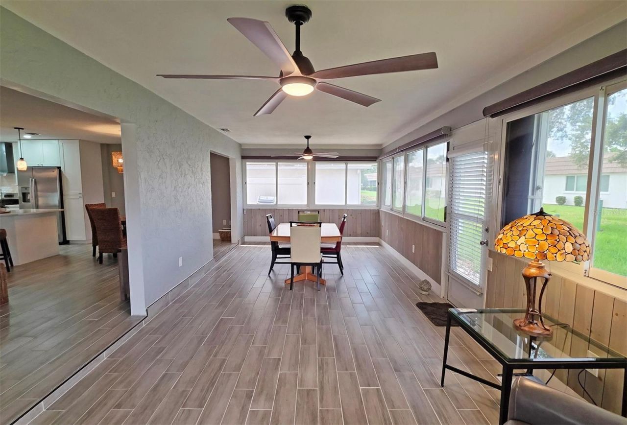 5468 Riverbluff Circle, Unit V-40, Sarasota, FL 34231 Photo