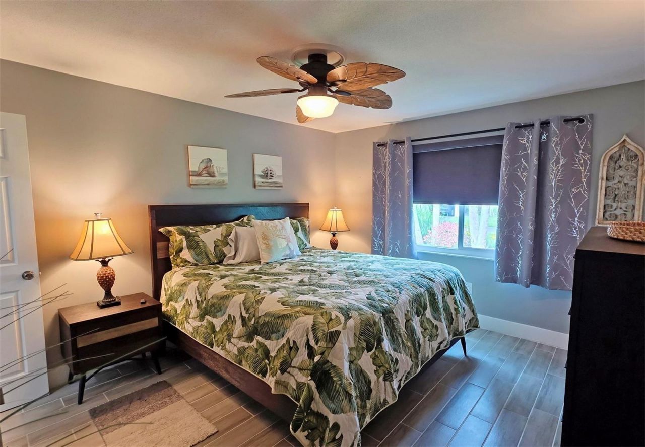 5468 Riverbluff Circle, Unit V-40, Sarasota, FL 34231 Photo
