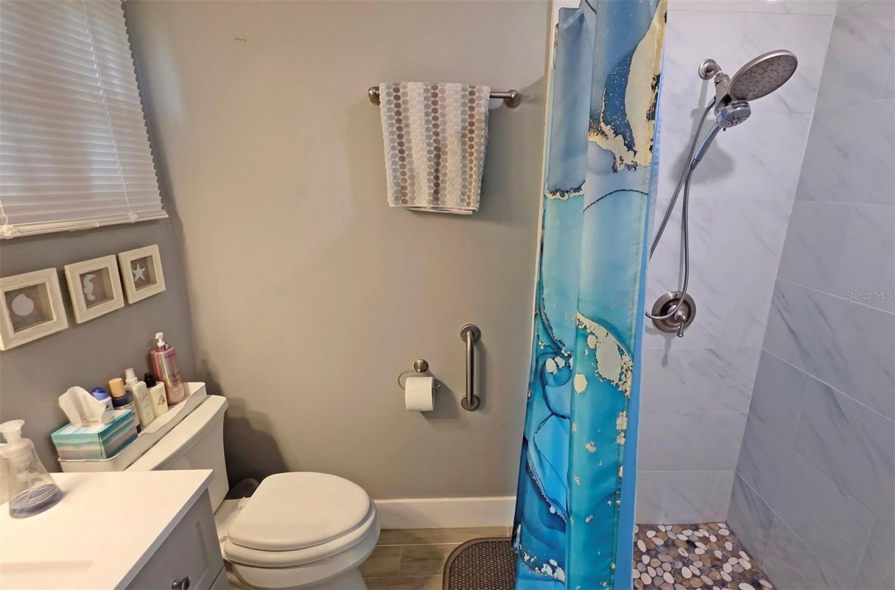 5468 Riverbluff Circle, Unit V-40, Sarasota, FL 34231 Photo