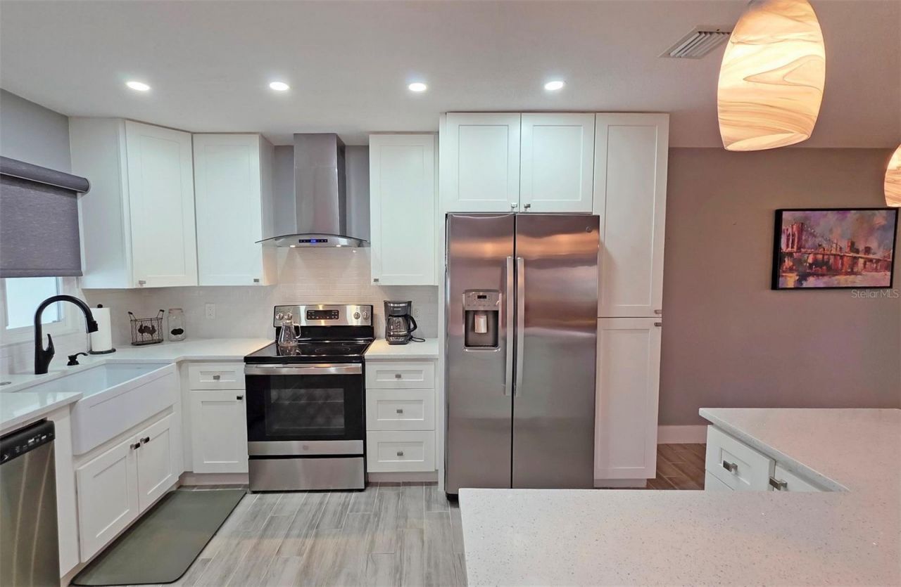5468 Riverbluff Circle, Unit V-40, Sarasota, FL 34231 Photo