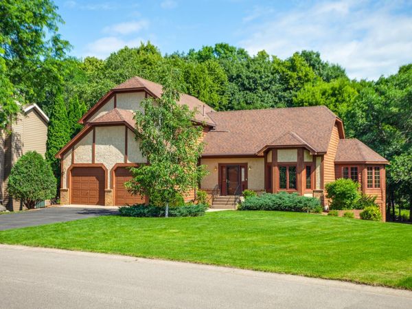 16760 N Manor Road, Eden Prairie, MN 55346