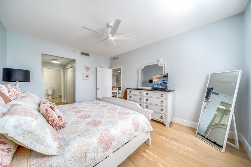 250 NE 3rd Avenue, Unit 1502, Delray Beach, FL 33444 Photo