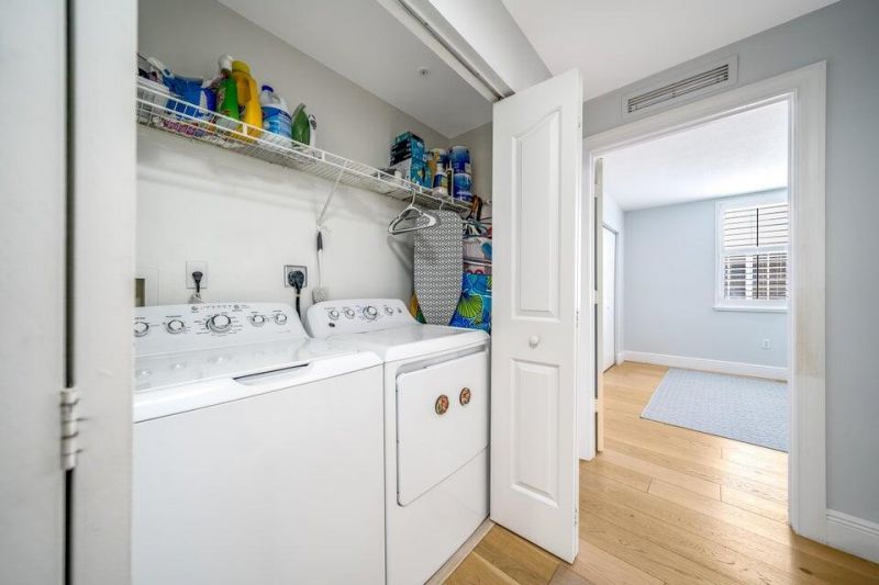 250 NE 3rd Avenue, Unit 1502, Delray Beach, FL 33444 Photo
