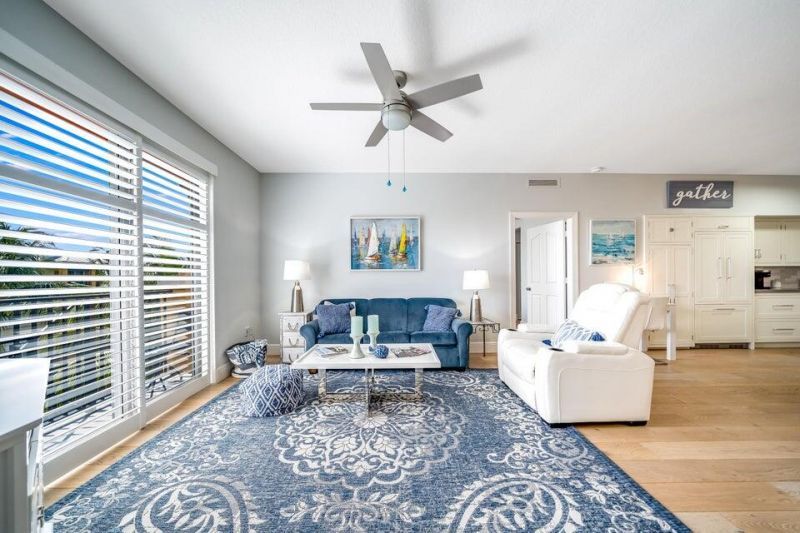 250 NE 3rd Avenue, Unit 1502, Delray Beach, FL 33444 Photo