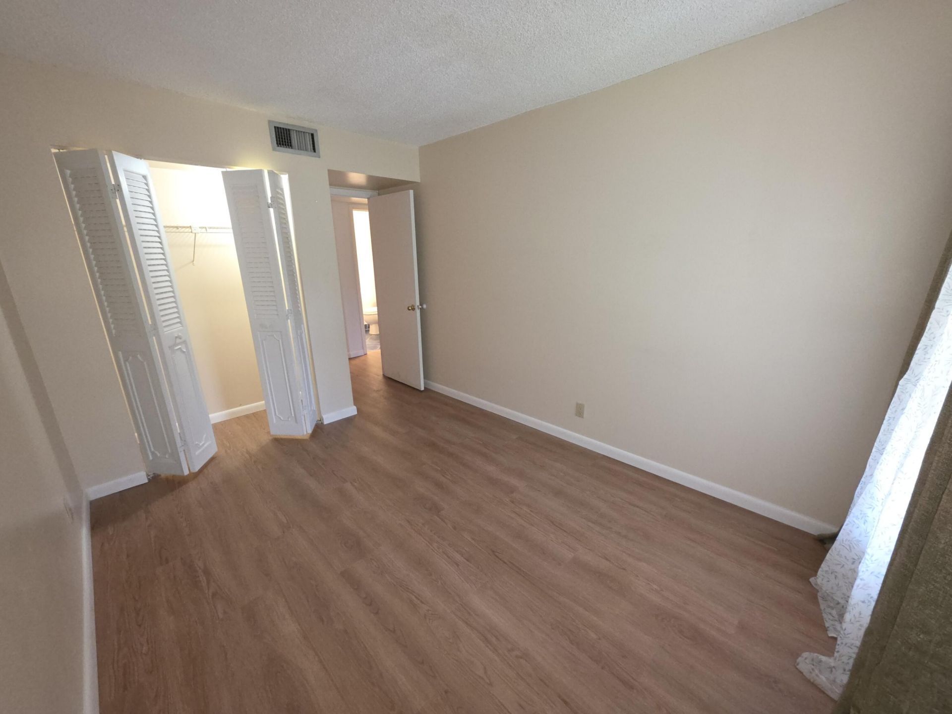1001 Three Islands Boulevard, Unit 36, Hallandale Beach, FL 33009 Photo