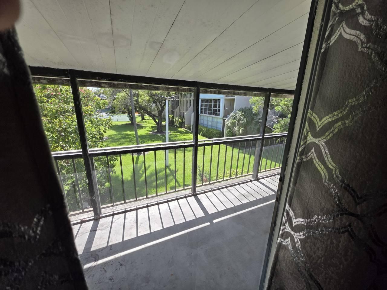 1001 Three Islands Boulevard, Unit 36, Hallandale Beach, FL 33009 Photo