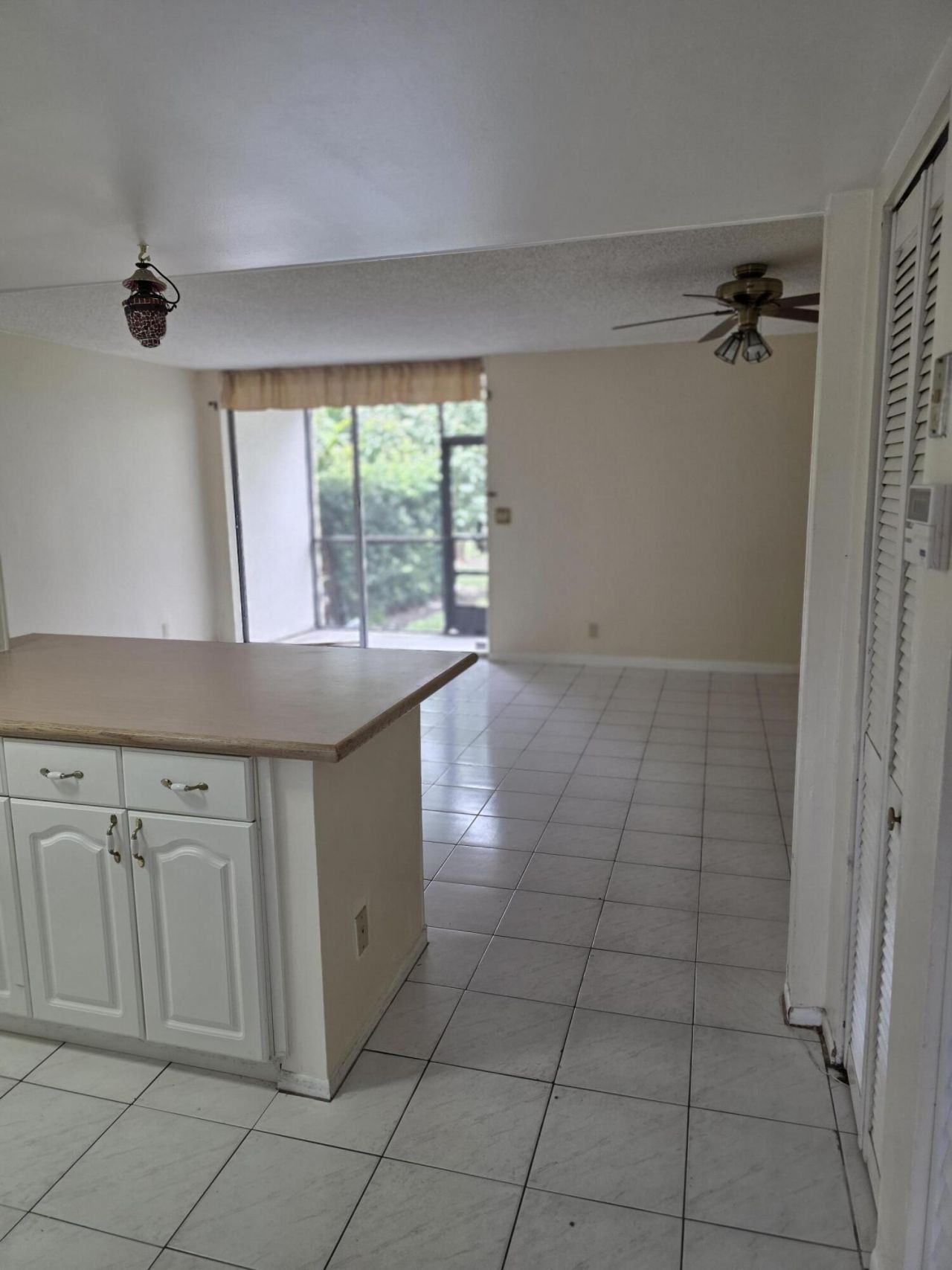 1001 Three Islands Boulevard, Unit 36, Hallandale Beach, FL 33009 Photo