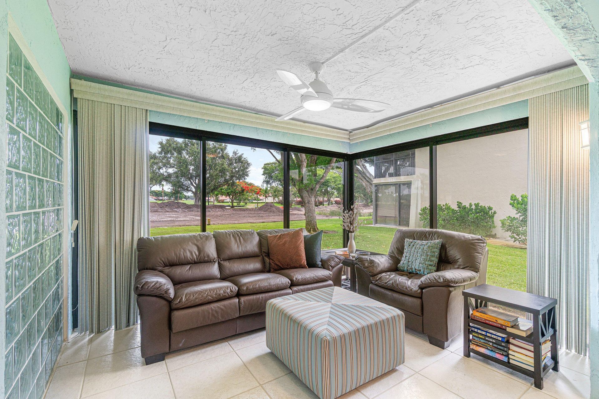 27 Stratford Lane W, Unit D, Boynton Beach, FL 33436 Photo