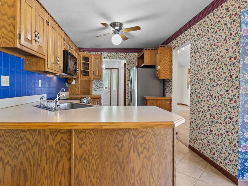 838 Bellaire Drive, Bellevue, OH 44811 Photo 16