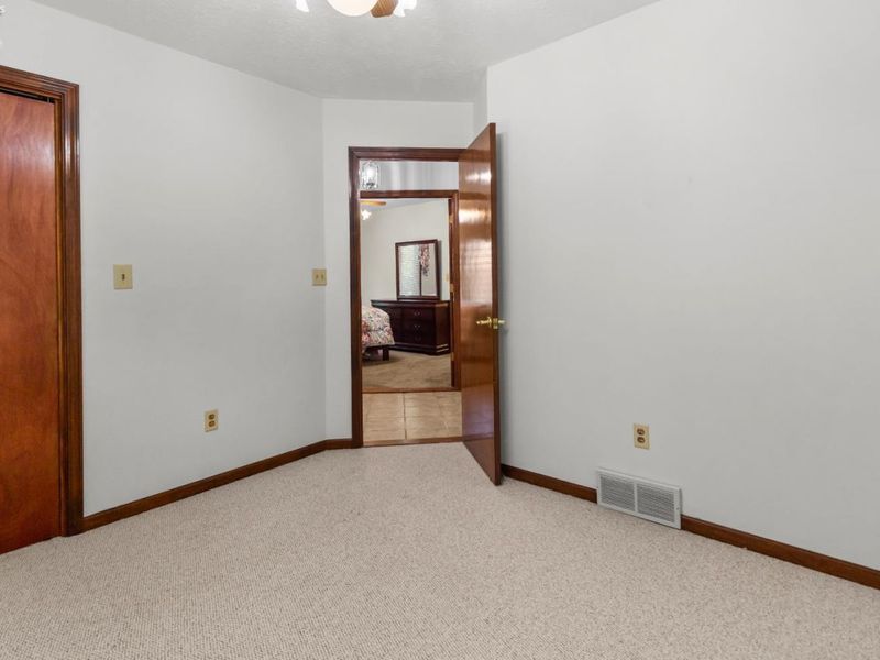 838 Bellaire Drive, Bellevue, OH 44811 Photo 36