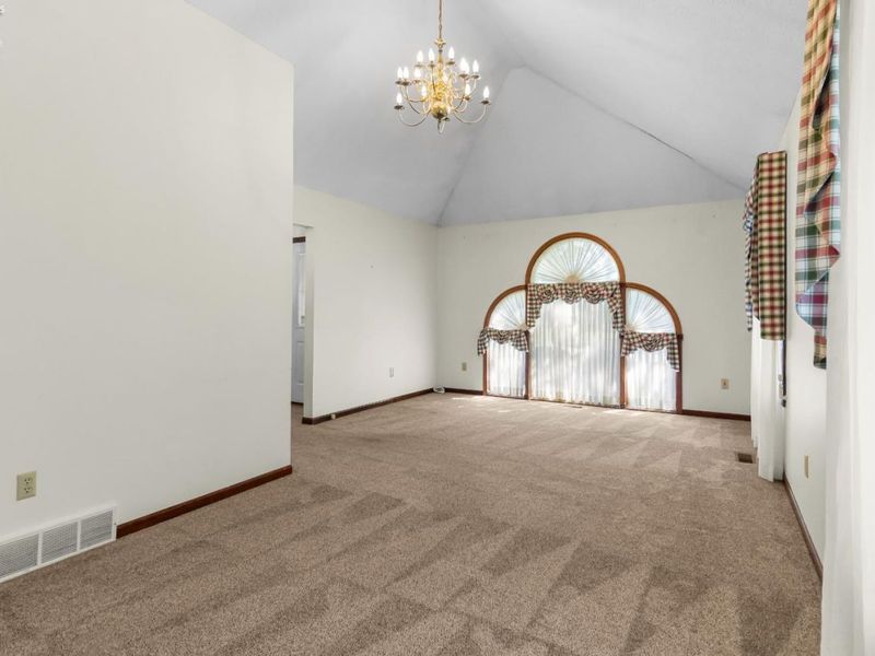 838 Bellaire Drive, Bellevue, OH 44811 Photo 6