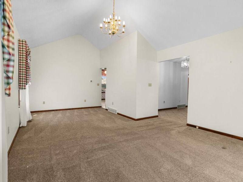 838 Bellaire Drive, Bellevue, OH 44811 Photo 7
