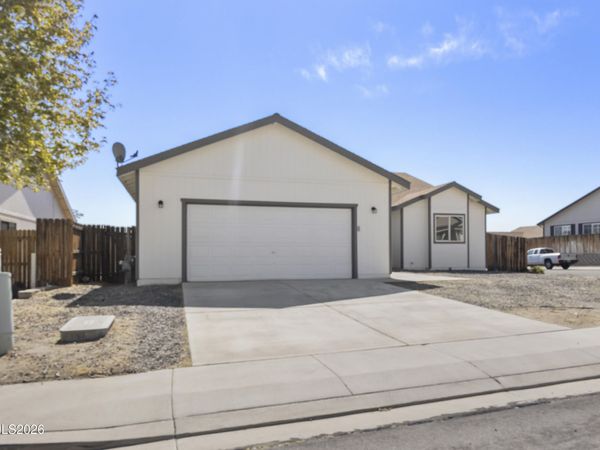 362 Emigrant Way, Fernley, NV 89408