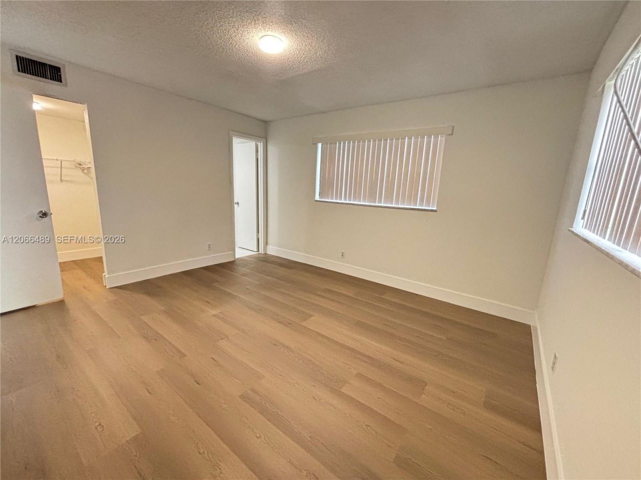 8060 Fairview Dr , Unit 101, Tamarac, FL 33321 Photo