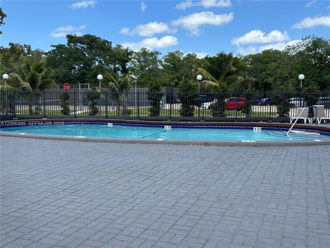 8060 Fairview Dr , Unit 101, Tamarac, FL 33321 Photo
